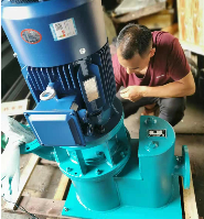 長沙天（tiān）鵝工業泵婷婷五月色综合泵業80WLZ50-32F無泄漏立式（shì）自吸汙（wū）水泵生產（chǎn）裝箱發貨三部曲