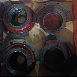 長沙天鵝工業泵股份有（yǒu）限公司,高效（xiào）節能單級雙吸中開離心泵軸承體發貨